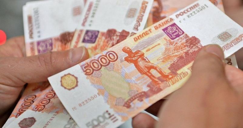 Уряд Російської Федерації має намір зібрати безпрецедентні $17,8 мільярдів у вигляді штрафів для покриття бюджетного дефіциту, повідомляє Delo.ua.