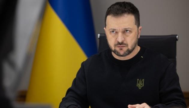 Зеленський висловив незадоволення київською адміністрацією: У регіонах, що межують з фронтом, досягнення в реалізації планів стабільності є більш значними.