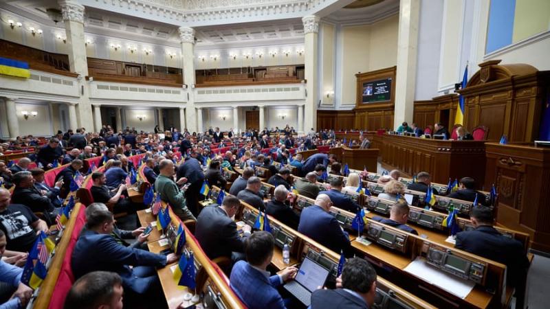 Відкрито 4,2 мільярда євро міжнародної підтримки – це лише одна п’ята частина від загальної суми, яку можна отримати в цьому році, за словами Пендзина.