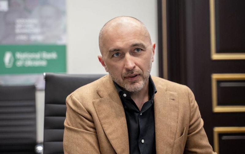 Андрій Пишний, його відхід з посади та обшуки, проведені НАБУ.